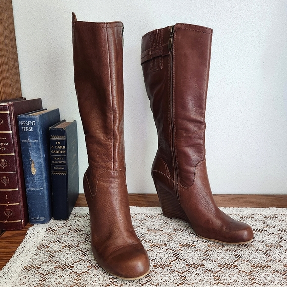 GUESS Tereza Wedge Heeled Leather Boot - Picture 1 of 16